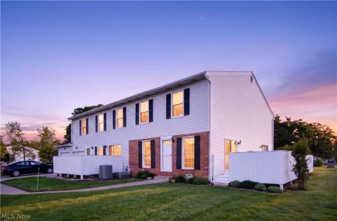 17522 Independence Court Brook Park OH 44142
