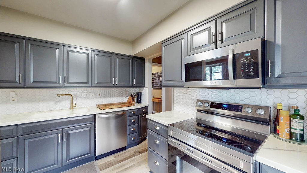 11820 Edgewater Drive Lakewood OH 44107
