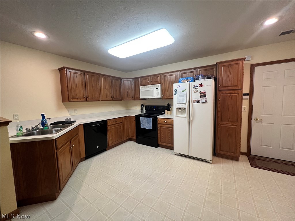 2447 Wetherington Ln #126 Lane Wooster OH 44691