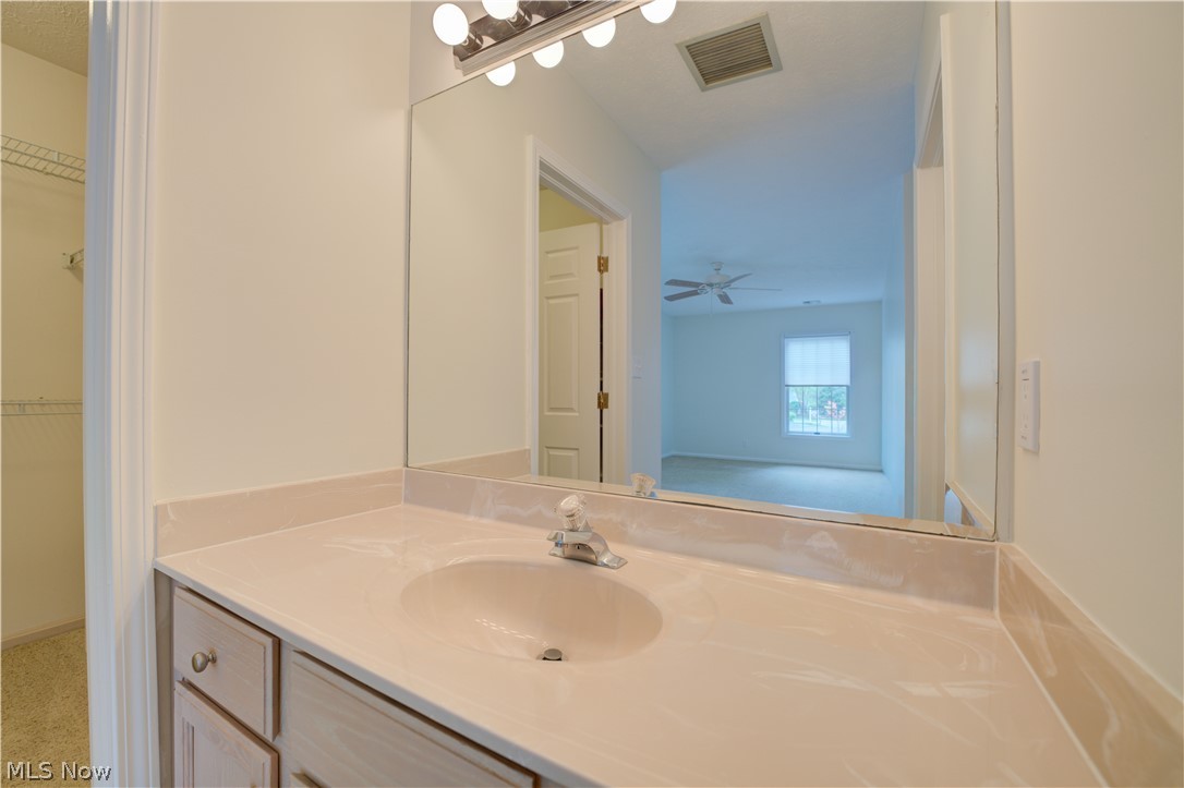 22481 Center Ridge Road Rocky River OH 44116