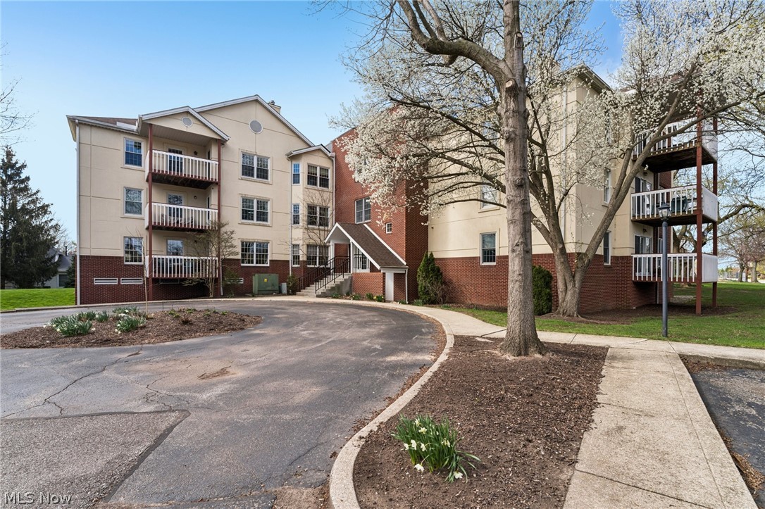 22481 Center Ridge Road Rocky River OH 44116