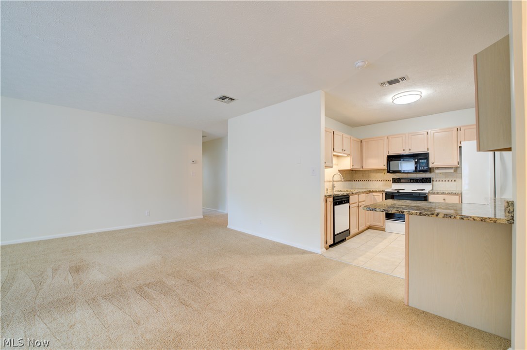 22481 Center Ridge Road Rocky River OH 44116