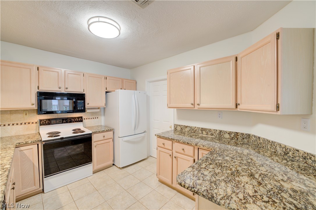 22481 Center Ridge Road Rocky River OH 44116