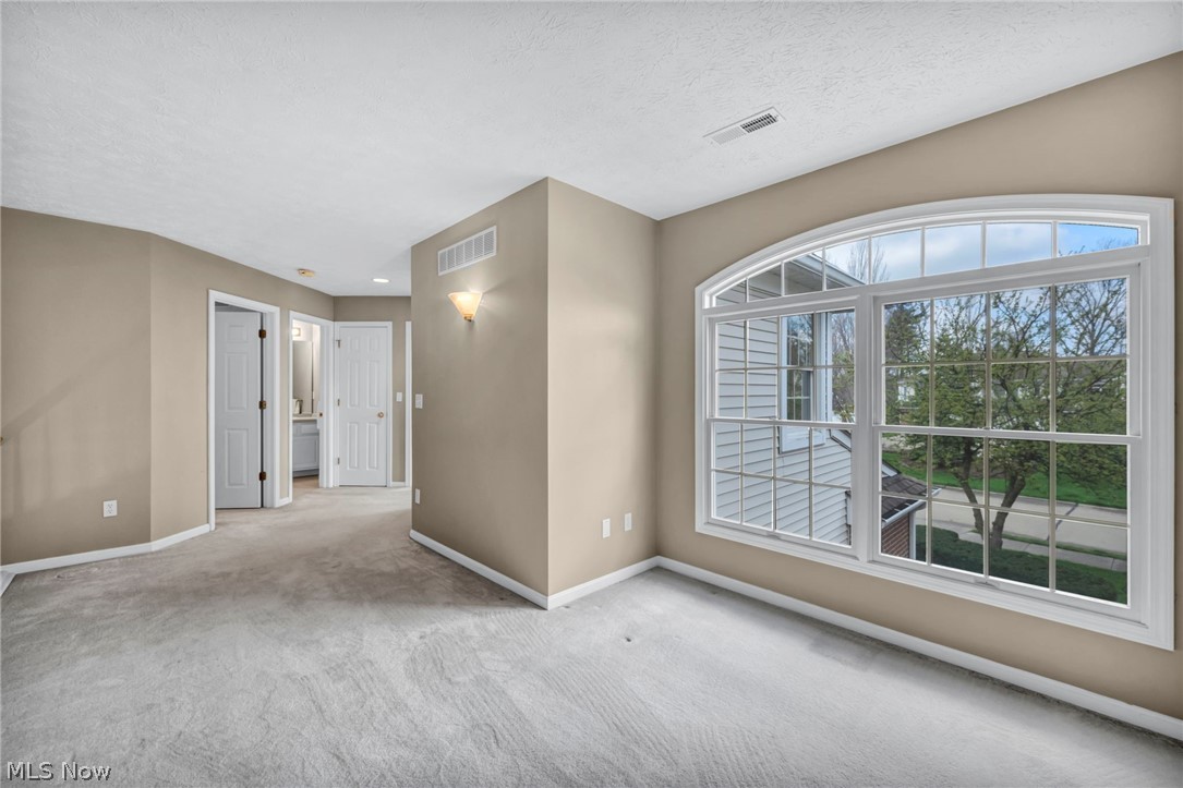 2747 Wyndgate Court Westlake OH 44145