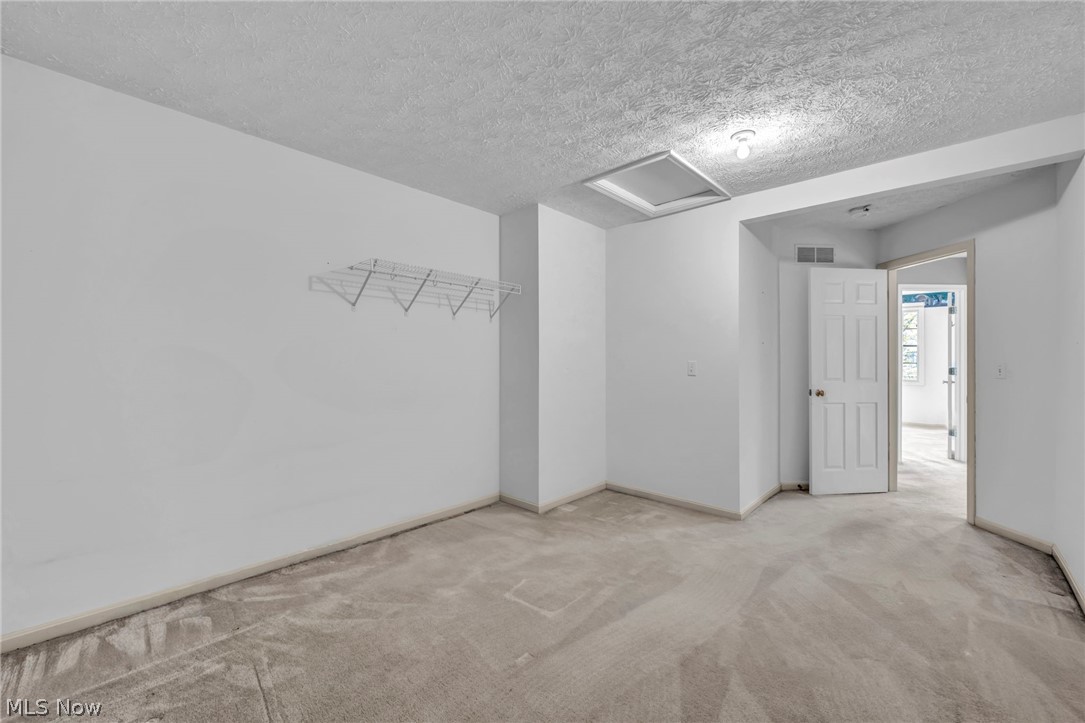 2747 Wyndgate Court Westlake OH 44145