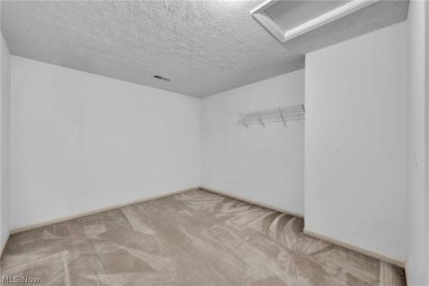 2747 Wyndgate Court Westlake OH 44145