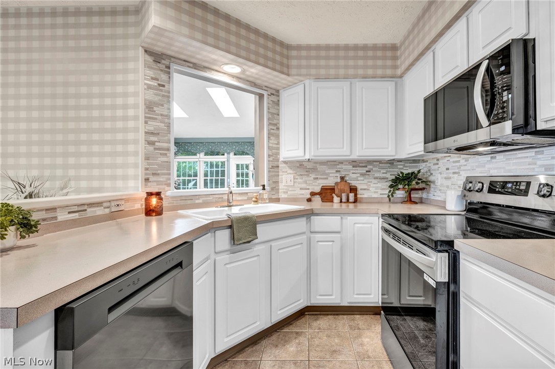 2747 Wyndgate Court Westlake OH 44145