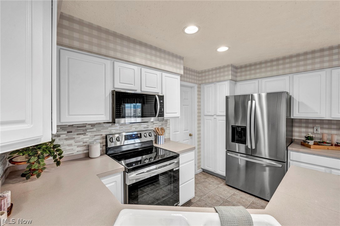 2747 Wyndgate Court Westlake OH 44145