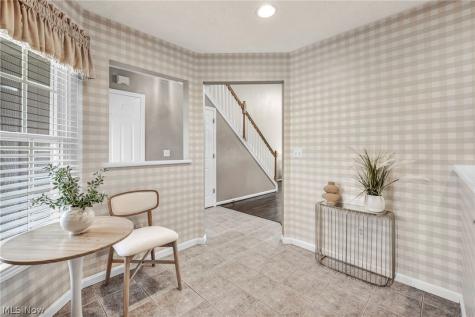 2747 Wyndgate Court Westlake OH 44145