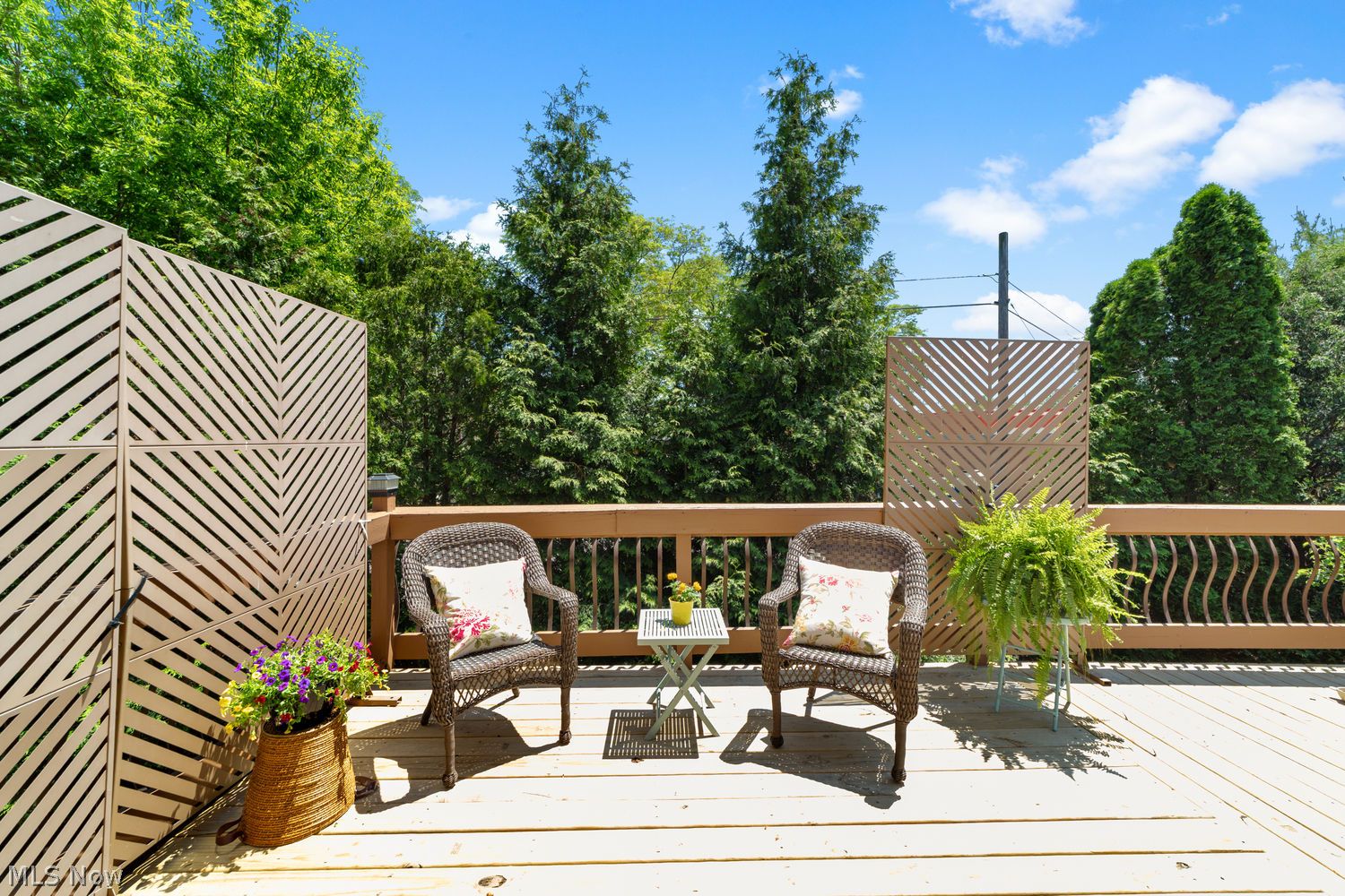 16 Grand View Drive Rocky River OH 44116