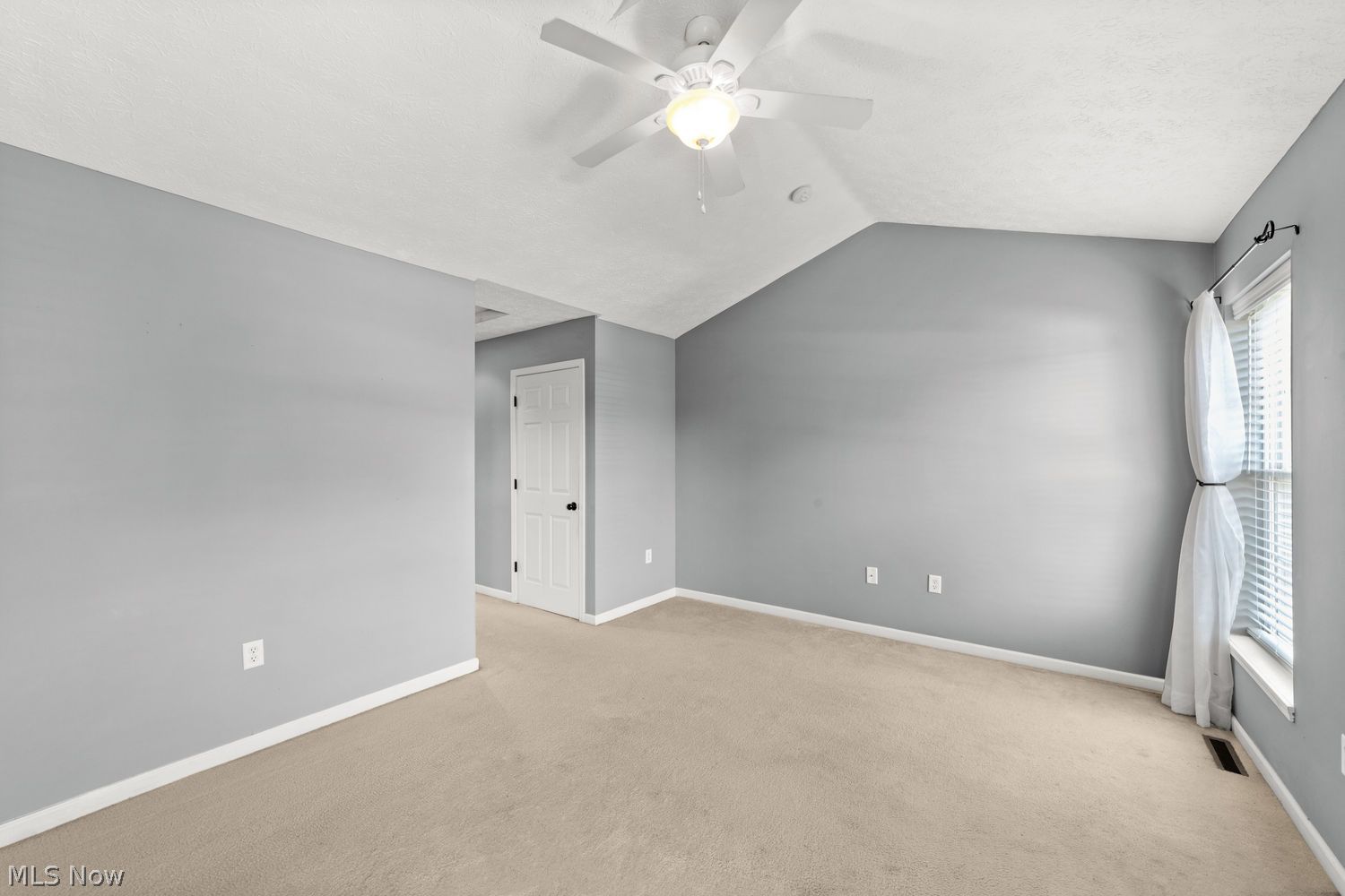 16 Grand View Drive Rocky River OH 44116