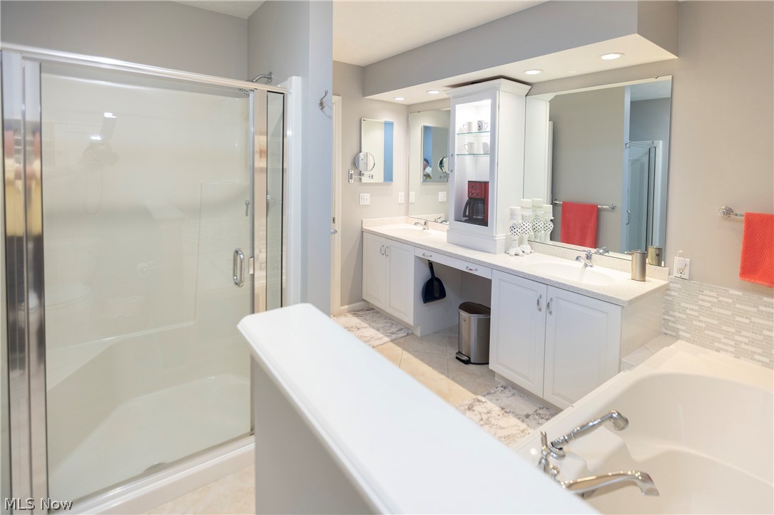 401 Bounty Way Avon Lake OH 44012