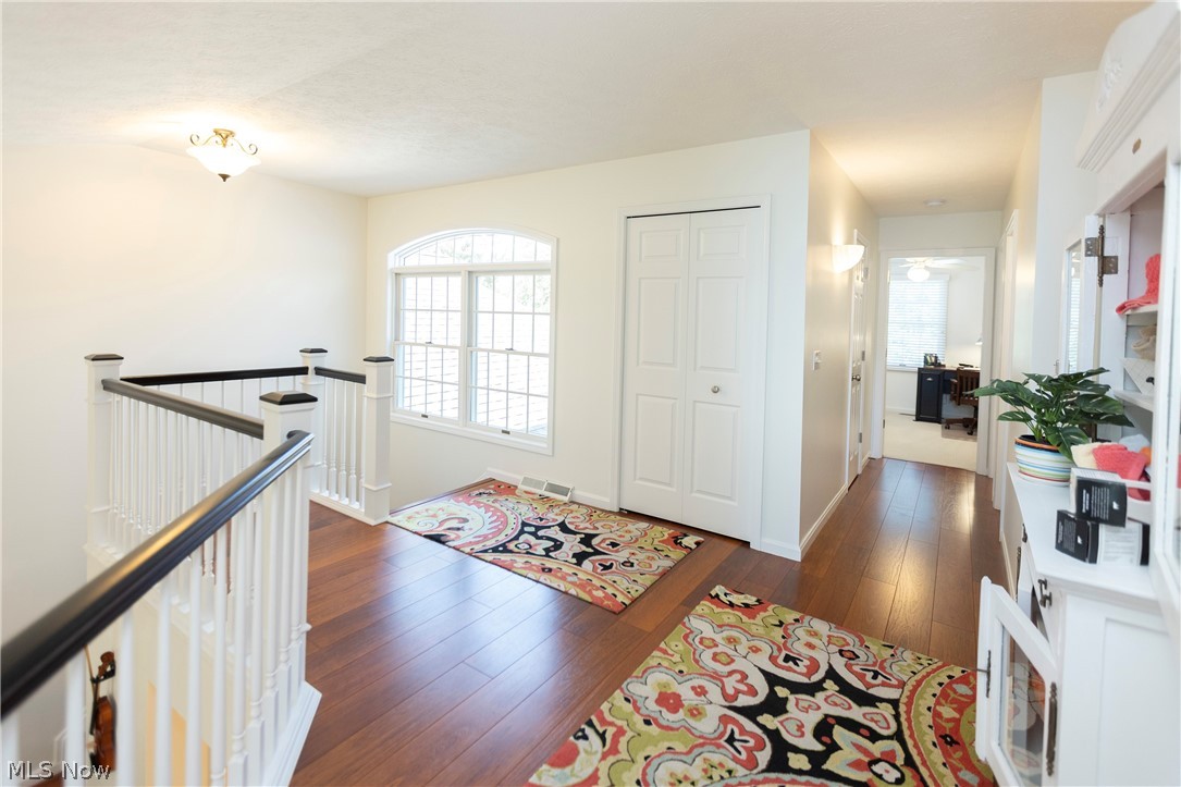 401 Bounty Way Avon Lake OH 44012