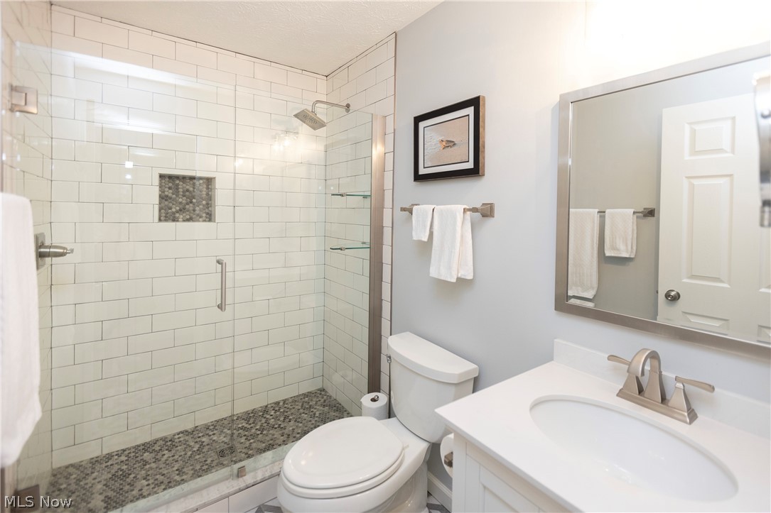 401 Bounty Way Avon Lake OH 44012
