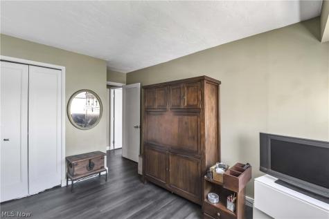 12550 Lake Avenue Lakewood OH 44107
