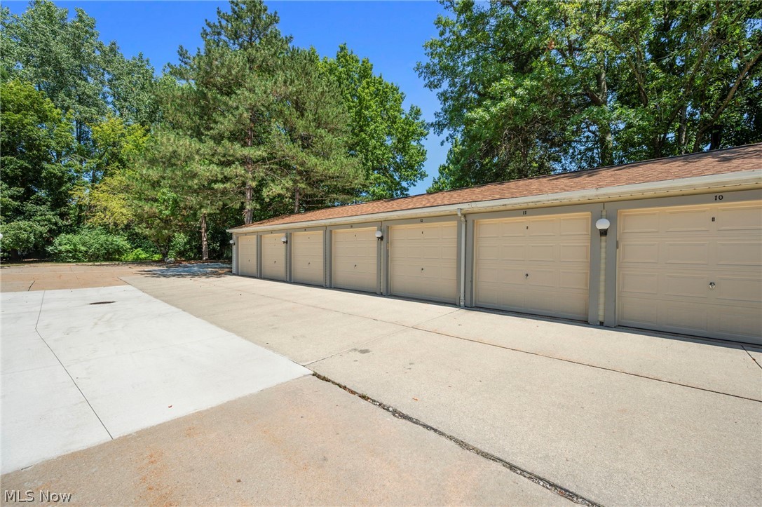 2820 N Bay Drive Westlake OH 44145