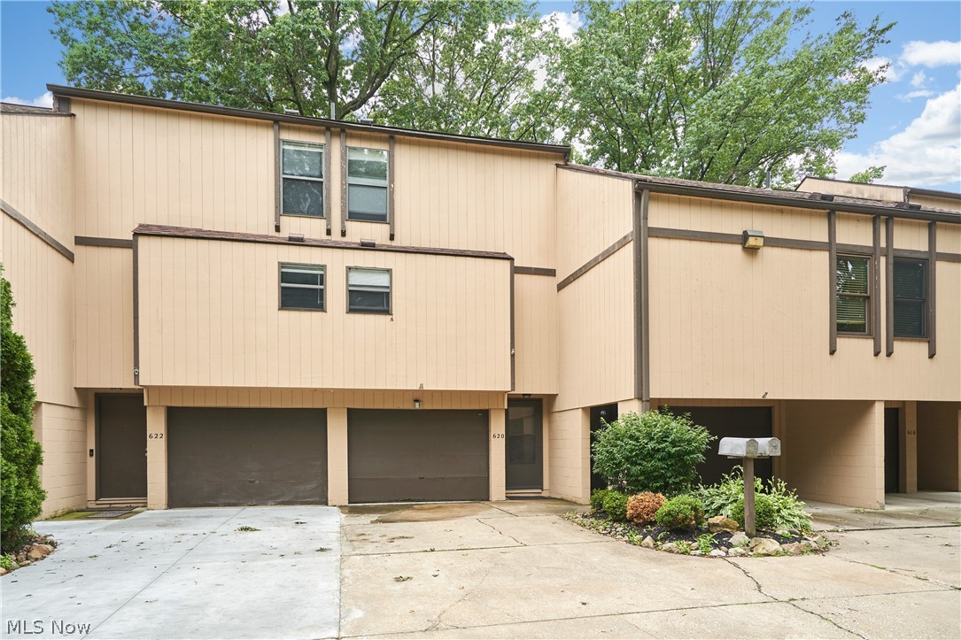 620 James Avenue Cuyahoga Falls OH 44221
