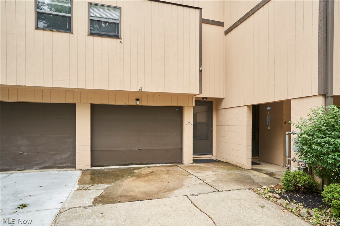 620 James Avenue Cuyahoga Falls OH 44221