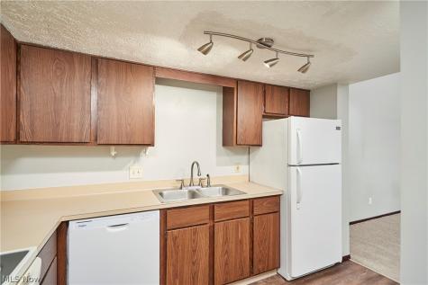 620 James Avenue Cuyahoga Falls OH 44221
