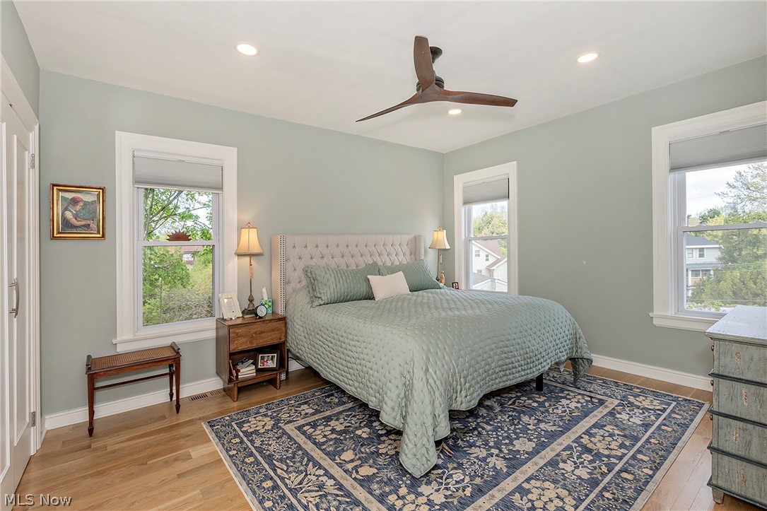 2577 Overlook Road Cleveland Heights OH 44106