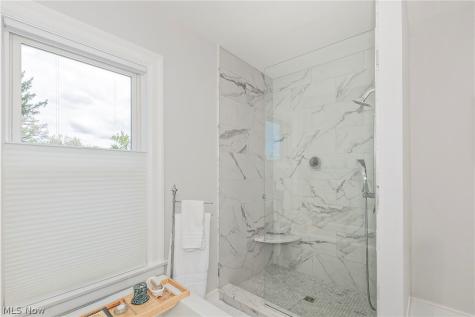 2577 Overlook Road Cleveland Heights OH 44106