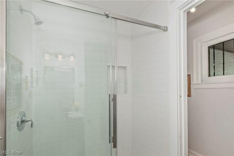 2577 Overlook Road Cleveland Heights OH 44106