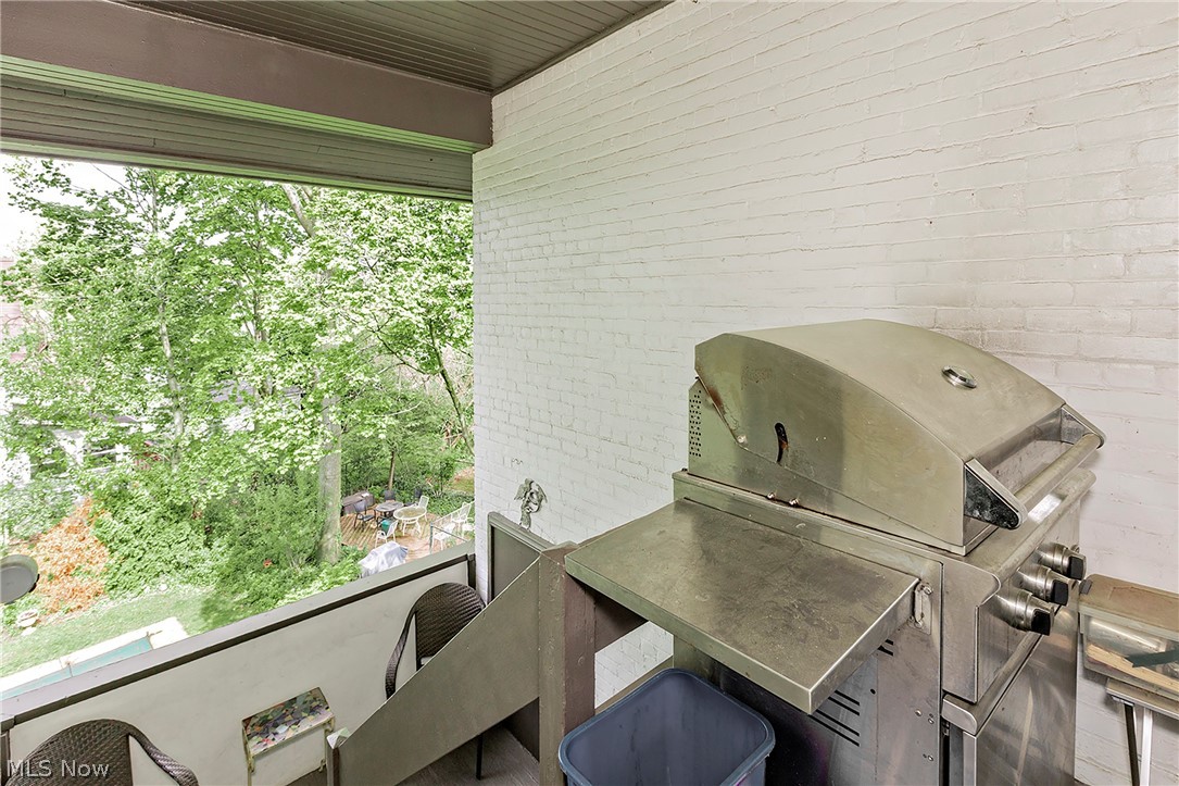 2577 Overlook Road Cleveland Heights OH 44106