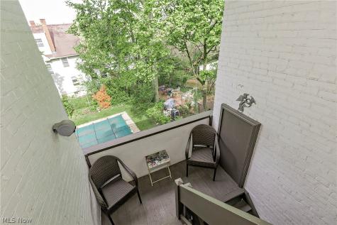 2577 Overlook Road Cleveland Heights OH 44106
