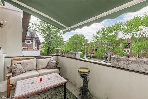 2577 Overlook Road Cleveland Heights OH 44106