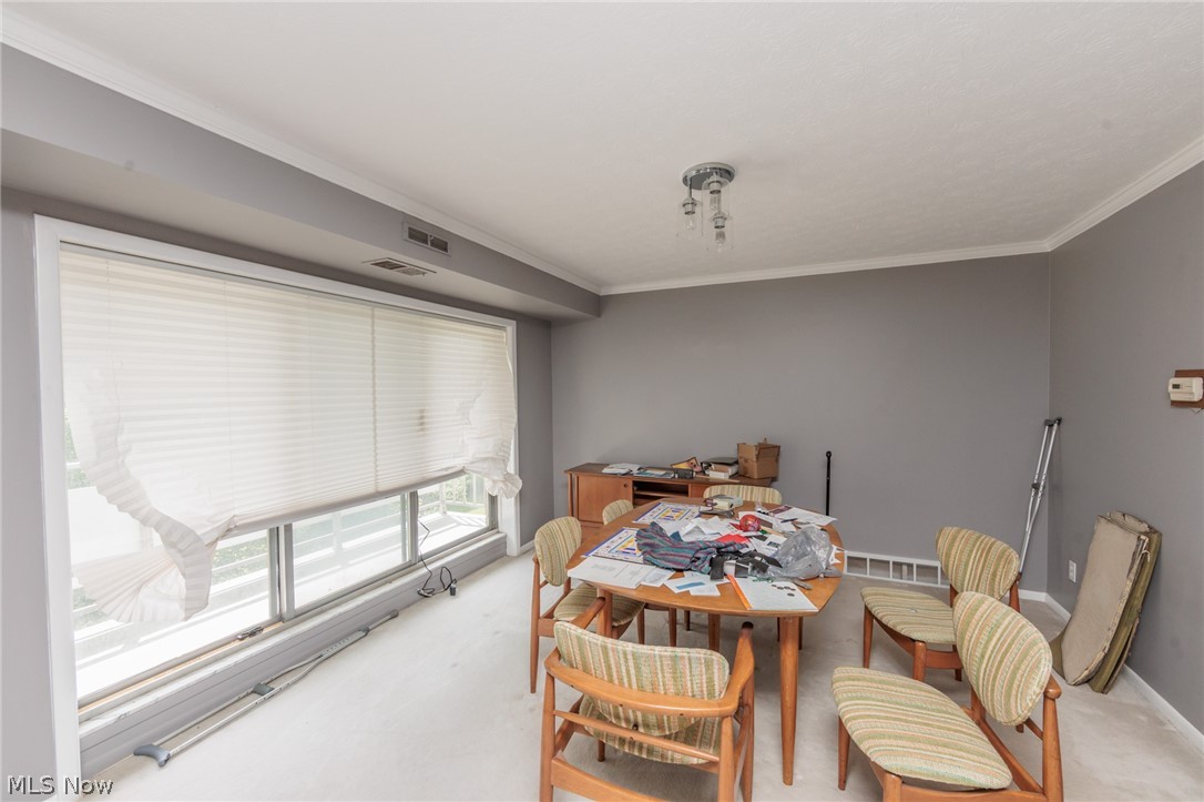 2202 Acacia Park Drive Lyndhurst OH 44124