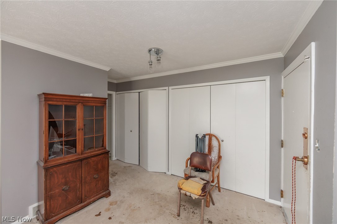 2202 Acacia Park Drive Lyndhurst OH 44124