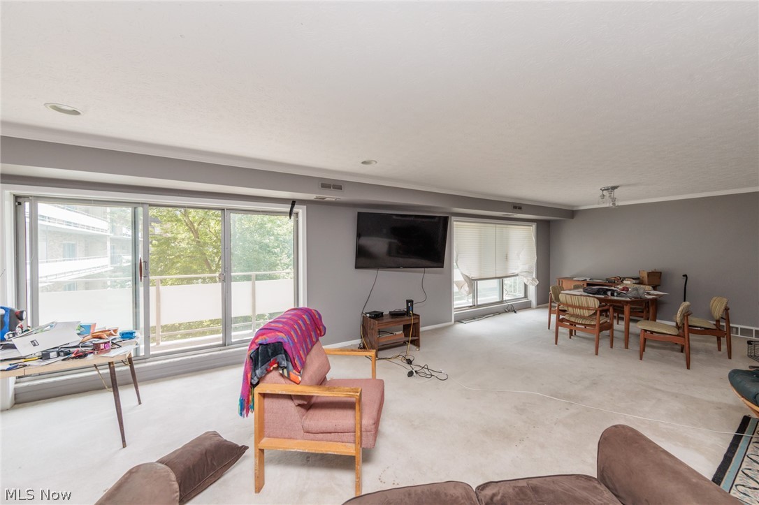 2202 Acacia Park Drive Lyndhurst OH 44124