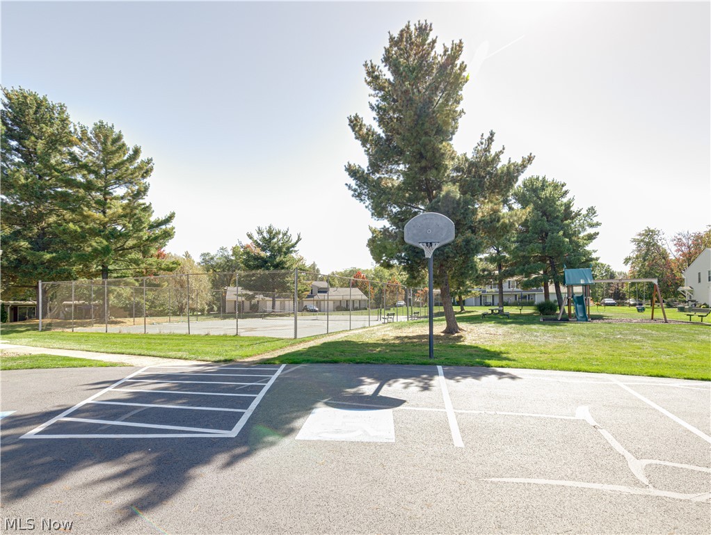 4927 Friar Road Stow OH 44224