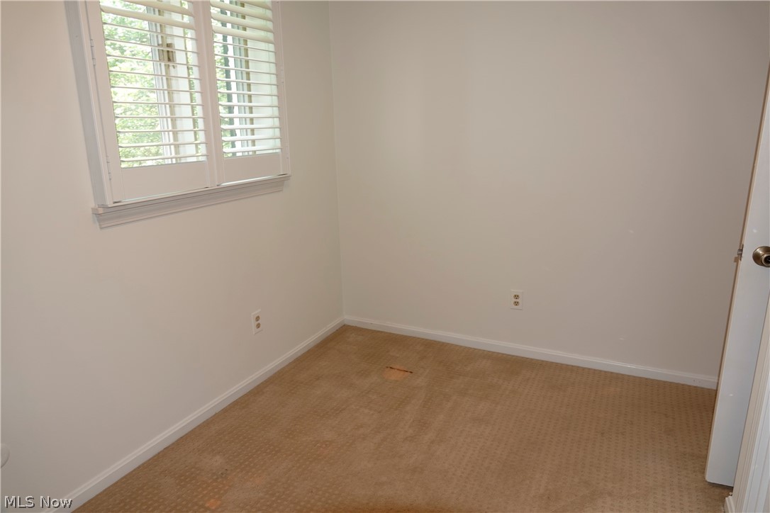 14661 Hillbrook Lane N Chagrin Falls OH 44022