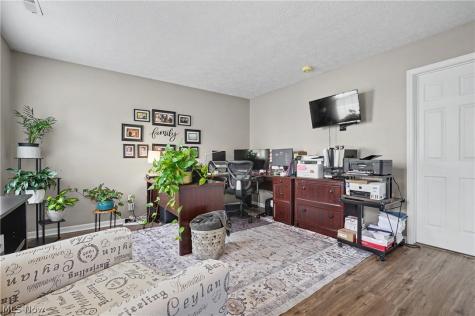 4080 Falconswalk Court Stow OH 44224