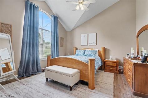 4080 Falconswalk Court Stow OH 44224