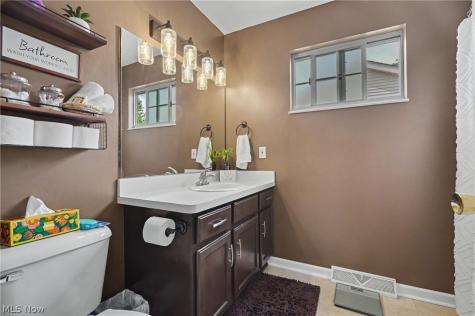 4080 Falconswalk Court Stow OH 44224