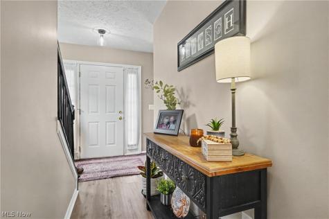 4080 Falconswalk Court Stow OH 44224