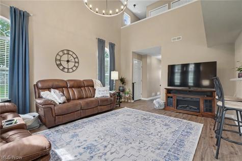 4080 Falconswalk Court Stow OH 44224