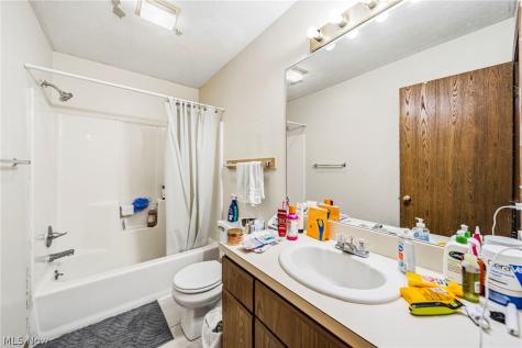 1543 Whitehall Boulevard Kent OH 44240
