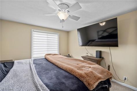 190 Deepwood Drive Wadsworth OH 44281