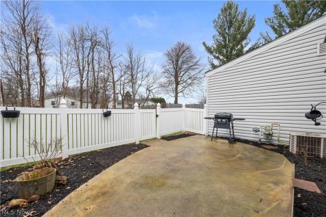 190 Deepwood Drive Wadsworth OH 44281