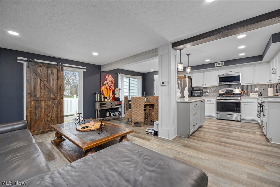 190 Deepwood Drive Wadsworth OH 44281