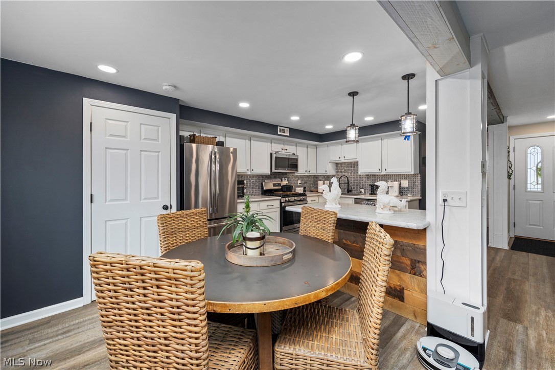 190 Deepwood Drive Wadsworth OH 44281