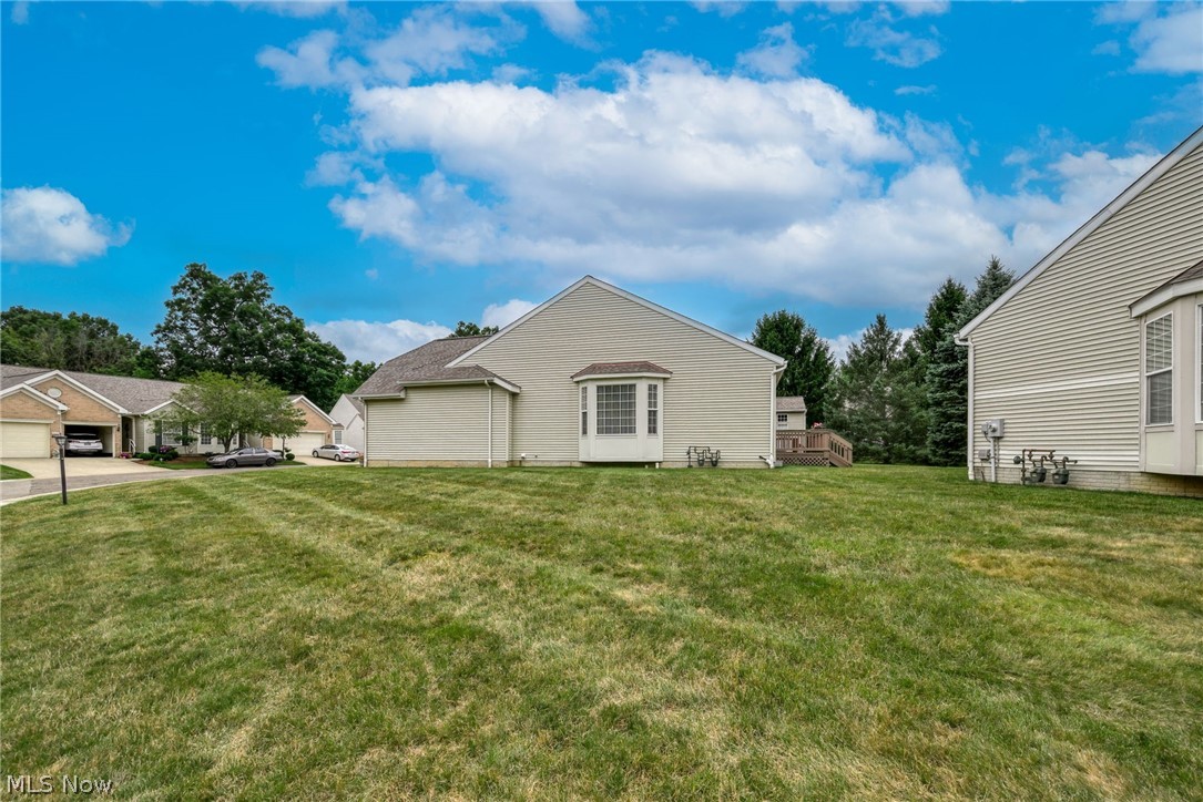 1827 Southpointe Circle NE Canton OH 44714