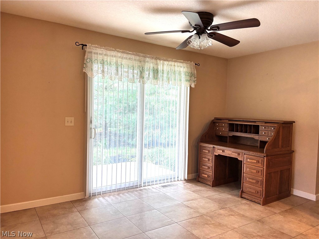 12 Cambridge Glen Columbiana OH 44408