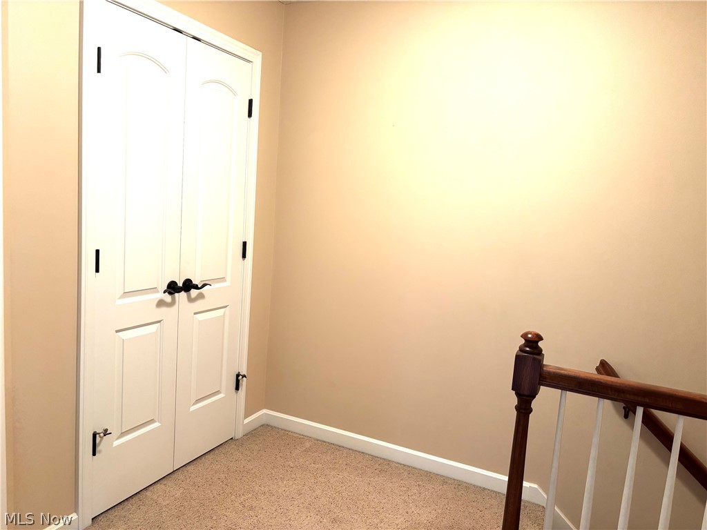 12 Cambridge Glen Columbiana OH 44408