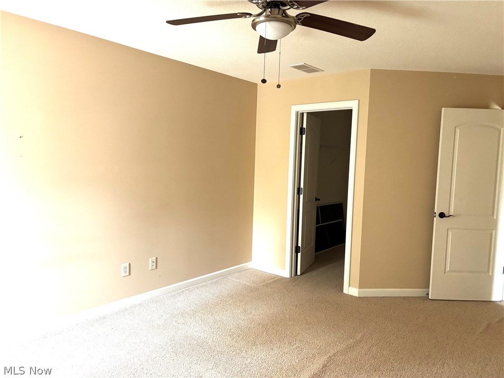 12 Cambridge Glen Columbiana OH 44408