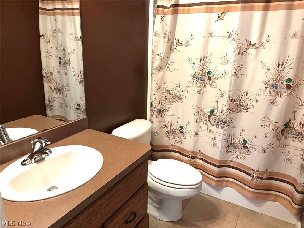 12 Cambridge Glen Columbiana OH 44408
