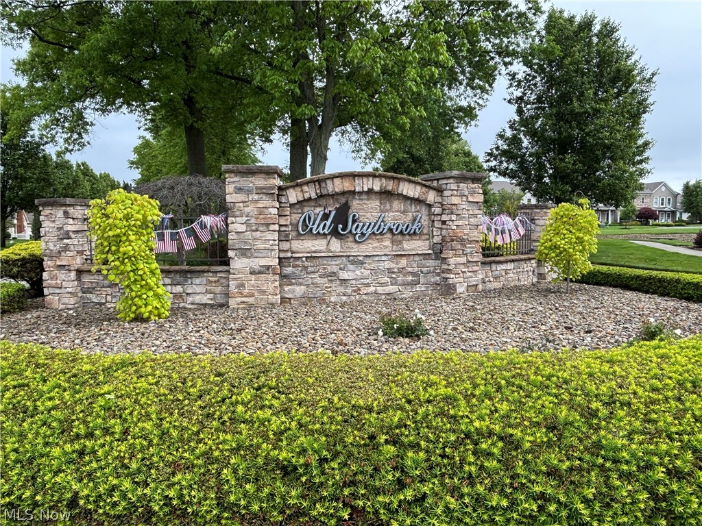 12 Cambridge Glen Columbiana OH 44408
